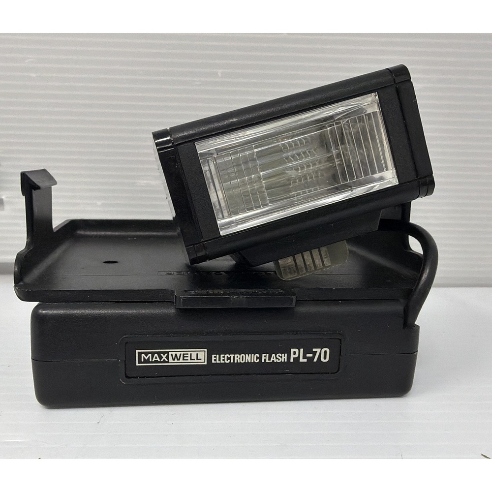 Maxwell Flash PL-70 - For Polaroid Pronto, One Step, SX-70 + SX-70 Adapter